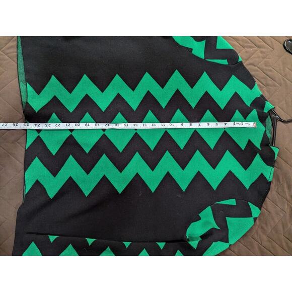 Women's green and black knit graphic sweater by Investments size XL - Picture 5 of 6